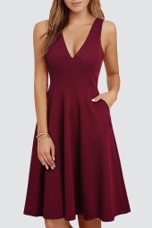 Elegant Sleeveless Fit and Flare Dress with Pockets - Ha